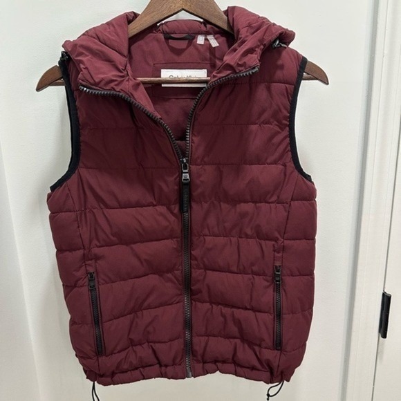 Calvin Klein Jackets & Blazers - Calvin Klein womens Hooded Puffer Vest Burgundy‎ Quilted Zip Up XS